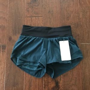 Lululemon Hotty Hot Short